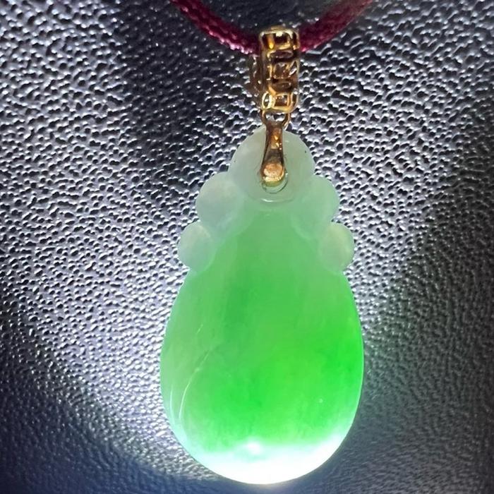 Liontin Tear Drop Green Apple + Gold 18K – Cantik & Langka ( 18.6mm ) - Gambar 5