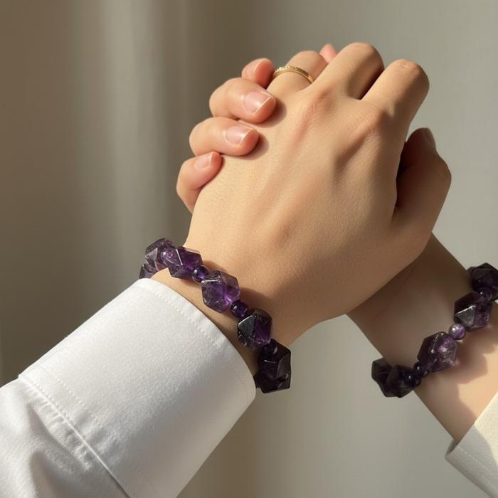 Crysjade Gelang Amethyst Brasil Alami Ungu Tua Potongan Free-form Faceted Geometris 17 cm Eksklusif & Kuat untuk Pemakaian Harian - Gambar 2