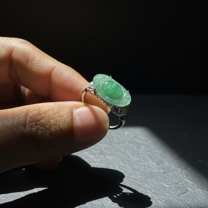 Cincin Giok Burma – Carving Uang Kerajaan Green Apple - Gambar 4