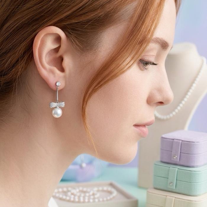 Crysjade Kalung Mutiara Edison Pearl Ribbon Zircon Elegan Lembut Bernuansa Luxury dengan Mutiara Premium 8.8 mm & Aksen Zircon Sparkling - Gambar 4