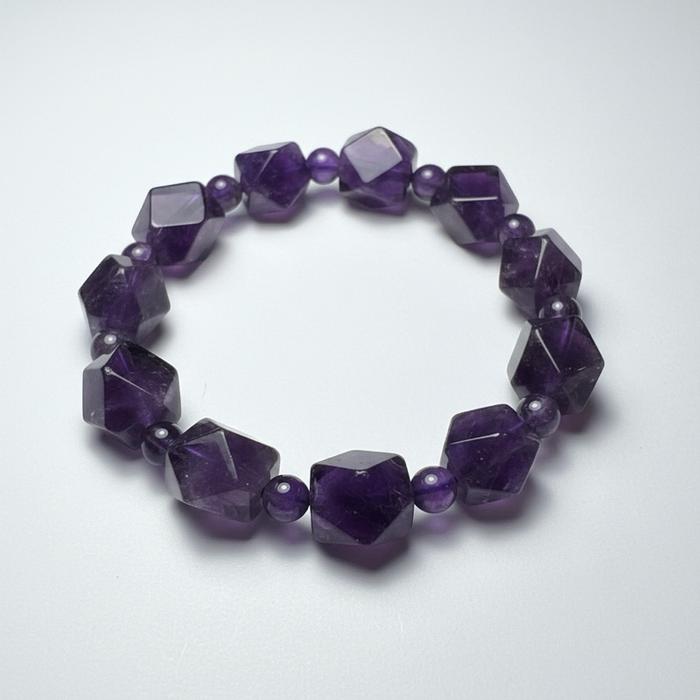 Crysjade Gelang Amethyst Brasil Alami Ungu Tua Potongan Free-form Faceted Geometris 17 cm Eksklusif & Kuat untuk Pemakaian Harian - Gambar 6