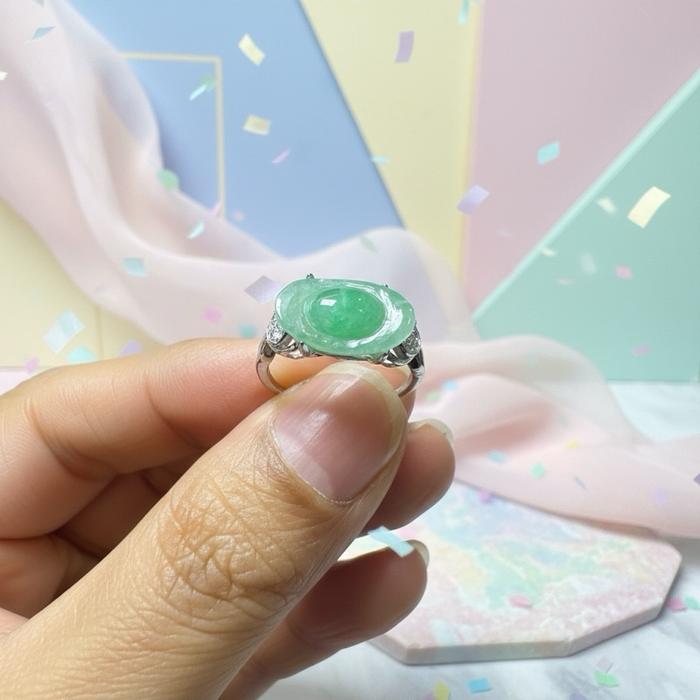 Cincin Giok Burma – Carving Uang Kerajaan Green Apple