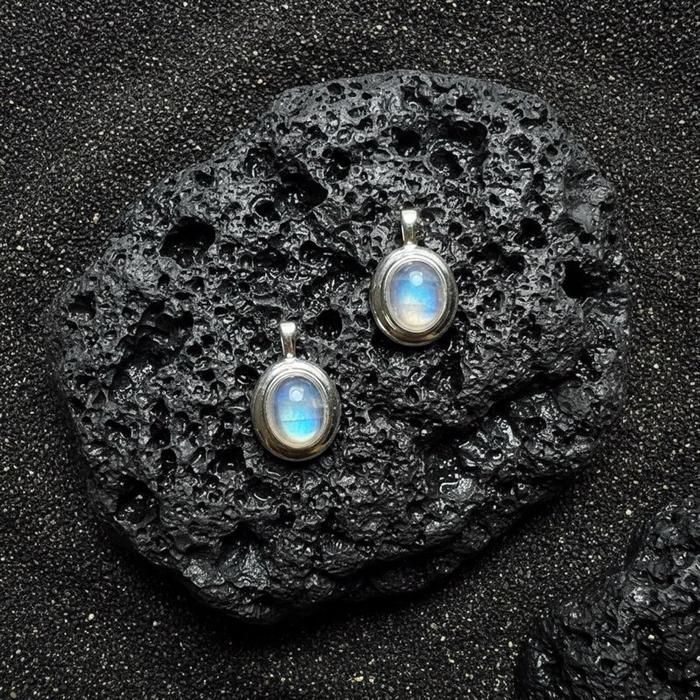 Liontin Indian Moonstone | Ikat Silver 925 – Simpel & Elegan - Gambar 2