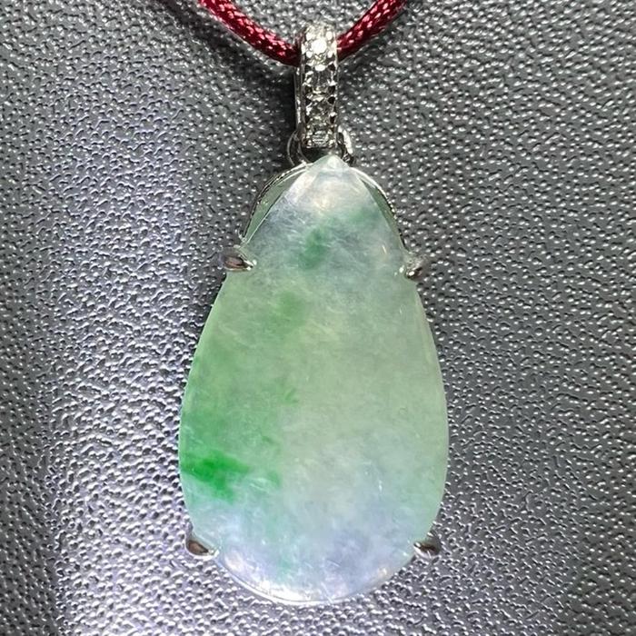 Liontin Burma Jade Tear Drop Floating Green dengan Silver 925 - Gambar 3