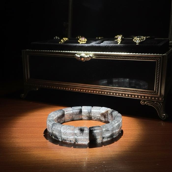 Black Rutile Bangle – Bold Elegant Energy - Gambar 3